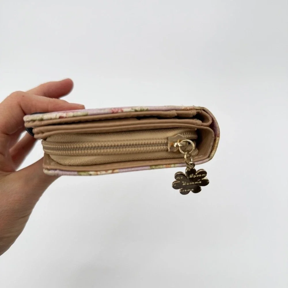 ETIAL Collection‎ Wallet Floral Print Scalloped Snap Zipper Purple Cottage Core